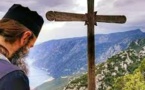 "LE PATRIARCHE BARTHOLOMÉE NE RESPECTE PAS LES CANONS SACRÉS" : 12 STARTSY ATHONITES S'ADRESSENT À LA SAINTE COMMUNAUTÉ POUR DÉFENDRE L'ÉGLISE CANONIQUE UKRAINIENNE