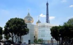 Un office d'action de grâce a été dit  par Mgr Nestor,évêque de Chersonèse à l'emplacement du  chantier de la cathédrale orthodoxe, quai Branly.