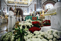 La liturgie funèbre et les obsèques du patriarche Alexis célébrées à la cathédrale Christ-Sauveur de Moscou La liturgie funèbre et les obsèques du patriarche Alexis célébrées à la cathédrale Christ-Sauveur de Moscou