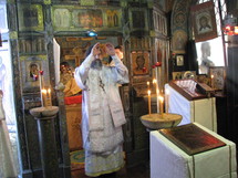 Mgr Innocent a présidé à Sainte-Geneviève-des-Bois les obsèques de Madame A. Mechtcherski Mgr Innocent a présidé à Sainte-Geneviève-des-Bois les obsèques de Madame A. Mechtcherski
