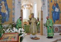 Première fête onomastique de la cathédrale Sainte-Trinité à Paris