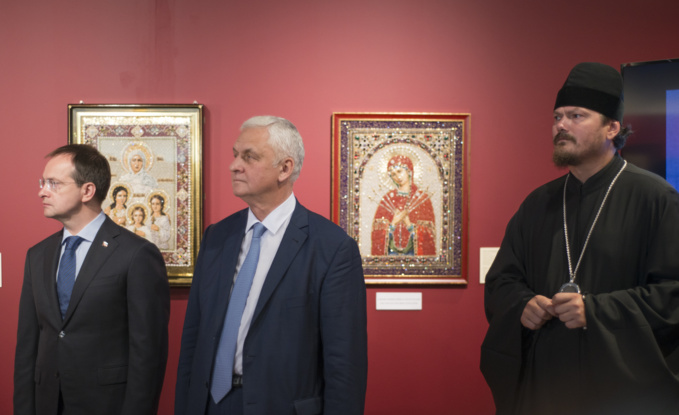 Le Centre culturel et spirituel orthodoxe russe à Paris acceuille l'exposition « La peinture à l'aiguille»