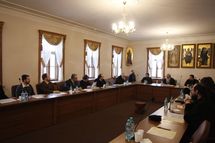 L'Eglise russe poursuit le travail de rédaction du nouveau catéchisme L'Eglise russe poursuit le travail de rédaction du nouveau catéchisme