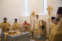Consécration des antimensions en la cathédrale de la Sainte-Trinité