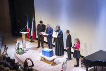 Remise au Centre Spirituel et Culturel Orthodoxe Russe de l'édition d'un fac-similé d'une chronique illustrée d'Ivan le Terrible Remise au Centre Spirituel et Culturel Orthodoxe Russe de l'édition d'un fac-similé d'une chronique illustrée d'Ivan le Terrible