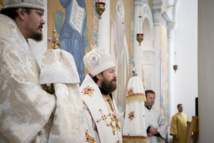 Le métropolite Hilarion présida la Divine Liturgie en la cathédrale de la Sainte-Trinité à Paris