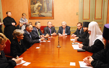 Le patriarche de Moscou a reçu le directeur général de l'UNESCO Le patriarche de Moscou a reçu le directeur général de l'UNESCO
