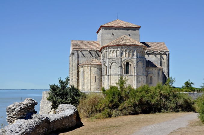 Annonce: Divine liturgie sera célébrée en l'église de la sainte Radegonde à Talmont-sur-Gironde (Charente-Maritime)