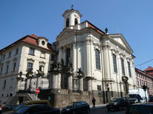 La nouvelle résidence primatiale de l'Eglise orthodoxe de Tchéquie et Slovaquie acquise avec le soutien du patriarcat de Moscou La nouvelle résidence primatiale de l'Eglise orthodoxe de Tchéquie et Slovaquie acquise avec le soutien du patriarcat de Moscou