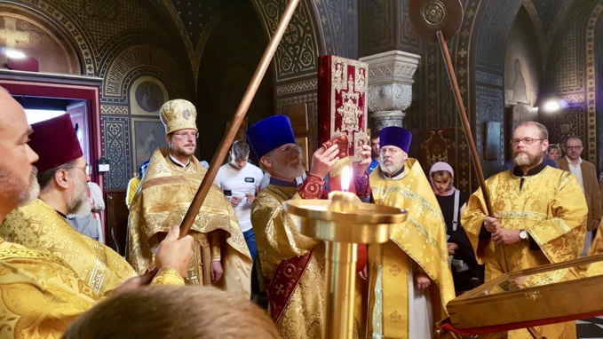 Les paroisses suisses ont célébré la synaxe de tous les saints qui ont brillé sur la terre d’Helvétie. Les paroisses suisses ont célébré la synaxe de tous les saints qui ont brillé sur la terre d’Helvétie.