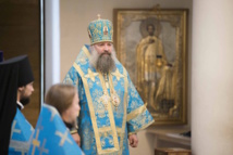 Le jour de la fête de la Nativité de la Vierge Mgr Pitirime, évêque de Douchanbé, a célébré la Divine Liturgie en la cathédrale de la Sainte Trinité