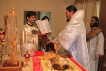 Mgr Nestor célèbre la première ordination diaconale au Séminaire Mgr Nestor célèbre la première ordination diaconale au Séminaire