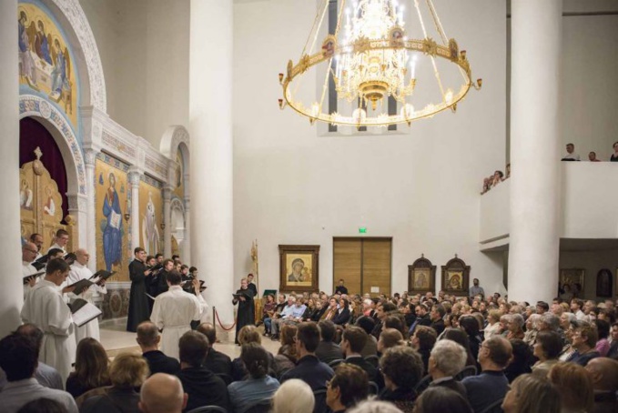 « Les voix de l’unité »: futurs prêtres catholiques et orthodoxes chantent pour la reconstruction d'églises en Syrie « Les voix de l’unité »: futurs prêtres catholiques et orthodoxes chantent pour la reconstruction d'églises en Syrie