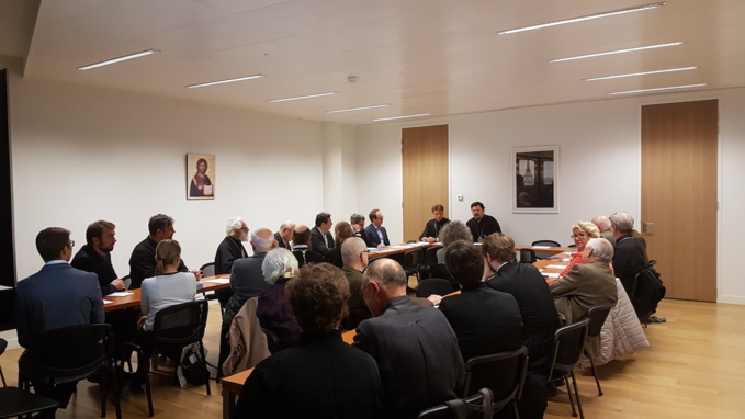 Le Conseil du diocèse de Chersonèse a exprimé son soutien aux décisions du Saint synode de l’EOR quant à l’impossibilité de rester en communion eucharistique avec le patriarcat de Constantinople Le Conseil du diocèse de Chersonèse a exprimé son soutien aux décisions du Saint synode de l’EOR quant à l’impossibilité de rester en communion eucharistique avec le patriarcat de Constantinople