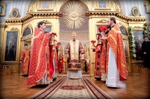 L'évêque Nestor de Chersonèse a participé aux festivités du 65e anniversaire de la réouverture de l'académie de théologie de Saint-Pétersbourg