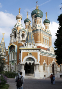 Liturgie épiscopale de la Dormition de la Mère de Dieu à l'église russe de Nice