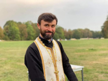 Entrevue du père Ion Dimitrov, clerc de la cathédrale de la Sainte Trinité à Paris, donnée au média orthodoxe russe "Pravoslavie.ru"