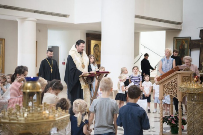 L’archevêque Nestor a célébré l'office d'intercession en vue du début de la nouvelle année scolaire