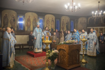 La fête de l’icône Notre-Dame d’Iverie: l'archevêque Nestor a célébré la Divine Liturgie en l’église Trois-Saints-Docteurs à Paris