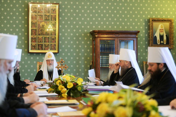 Session du Saint-Synode du patriarcat de Moscou Session du Saint-Synode du patriarcat de Moscou