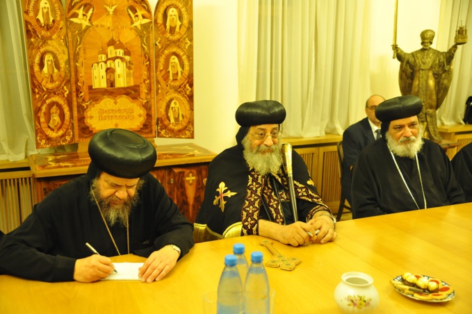 Le patriarche copte d'Alexandrie rend visite à l'Église orthodoxe russe