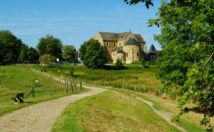 Pèlerinage à la basilique Notre-Dame-de-Bonne-Garde près de Paris Pèlerinage à la basilique Notre-Dame-de-Bonne-Garde près de Paris
