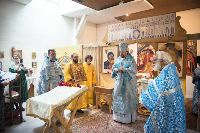 La petite consécration de l'église paroissiale Notre-Dame "Joie de tous les affligés" à Limoges