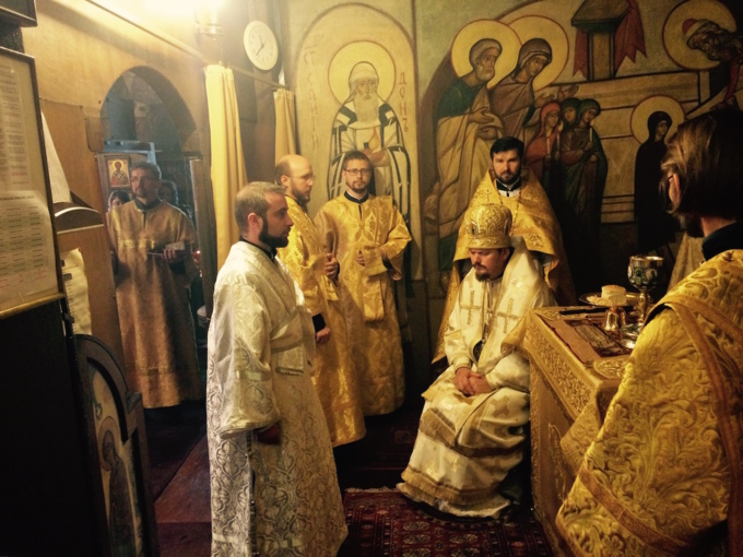 Ordination diaconale à l'église des Trois-Saints-Docteurs à Paris