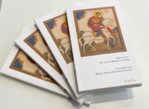 Un ouvrage bilingue "La Vie de saint Martin" est enfin mis en vente à la boutique de la cathédrale Sainte Trinité