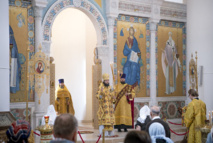 Mgr Antoine, métropolite de Volokolamsk, a présidé la Liturgie en la cathédrale de la Sainte Trinité à Paris Mgr Antoine, métropolite de Volokolamsk, a présidé la Liturgie en la cathédrale de la Sainte Trinité à Paris