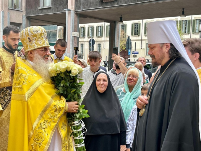 Le métropolite de Chersonèse et d’Europe occidentale Nestor a célébré la Divine Liturgie en l’église Saint-Ambroise à Milan Le métropolite de Chersonèse et d’Europe occidentale Nestor a célébré la Divine Liturgie en l’église Saint-Ambroise à Milan