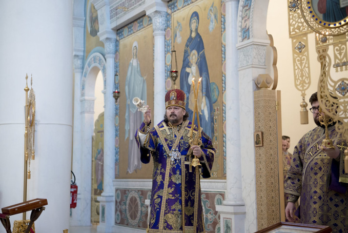 La fête de l’Exaltation de la Croix : le métropolite Nestor a célébré la Divine Liturgie en la cathédrale de la Sainte Trinité à Paris La fête de l’Exaltation de la Croix : le métropolite Nestor a célébré la Divine Liturgie en la cathédrale de la Sainte Trinité à Paris