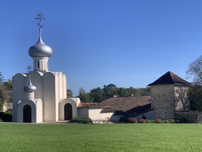 Monastère féminin Notre-Dame-de-Chersonèse à Grassac Monastère féminin Notre-Dame-de-Chersonèse à Grassac