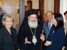 Une majorité de Grecs souhaite que le successeur de Mgr Christodoulos poursuive son travail Une majorité de Grecs souhaite que le successeur de Mgr Christodoulos poursuive son travail