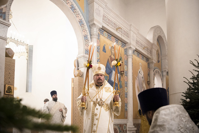 La Nativité du Christ: Mgr Nestor a célébré la Divine Liturgie en la cathédrale de la Sainte Trinité à Paris La Nativité du Christ: Mgr Nestor a célébré la Divine Liturgie en la cathédrale de la Sainte Trinité à Paris
