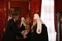 L'ambassadeur des USA en Russie a rendu visite au patriarche Alexis L'ambassadeur des USA en Russie a rendu visite au patriarche Alexis