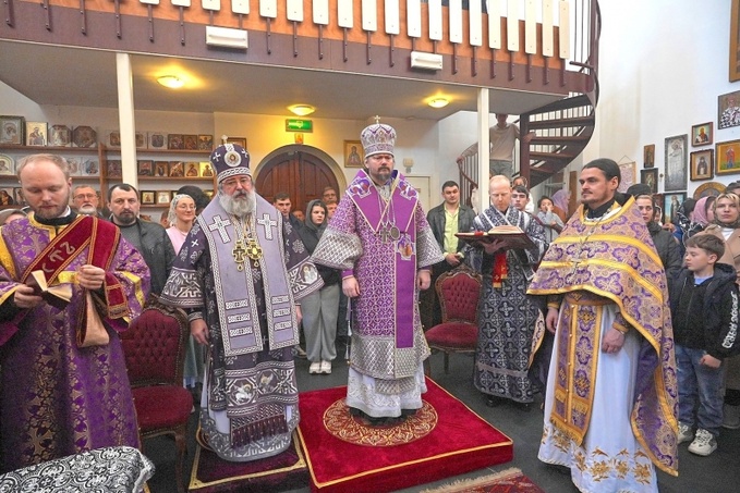 L’Exarque patriarcal a visité le diocèse de La Haye et des Pays-Bas L’Exarque patriarcal a visité le diocèse de La Haye et des Pays-Bas