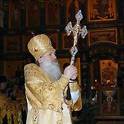 L'archevêque d'Ekatérinbourg appelle les orthodoxes de Russie à adopter des enfants L'archevêque d'Ekatérinbourg appelle les orthodoxes de Russie à adopter des enfants