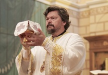 Monseigneur Nestor a célébré la Divine Liturgie à Saint-Tropez
