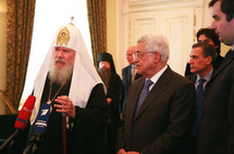 Le patriarche Alexis a reçu Mahmoud Abbas