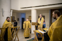 Le métropolite Marc a célébré l'acathiste au saint Nicolas le Thaumaturge en la cathédrale de la Sainte Trinité à Paris Le métropolite Marc a célébré l'acathiste au saint Nicolas le Thaumaturge en la cathédrale de la Sainte Trinité à Paris