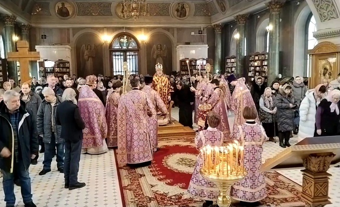 Le métropolite Marc a célébré la Divine Liturgie en la cathédrale de la Nativité du Christ à Ryazan Le métropolite Marc a célébré la Divine Liturgie en la cathédrale de la Nativité du Christ à Ryazan