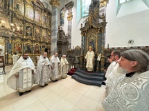 Son Éminence Marc s'est rendu en visite archipastorale à Bupapest Son Éminence Marc s'est rendu en visite archipastorale à Bupapest
