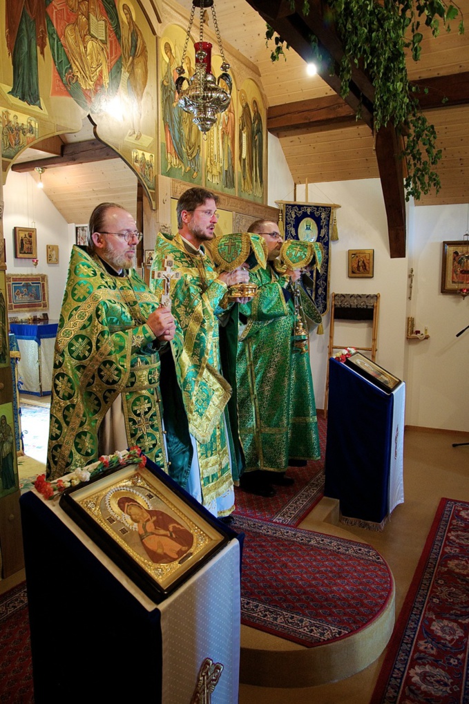 Fête patronale du monastère Sainte-Trinité de Dompierre. Fête patronale du monastère Sainte-Trinité de Dompierre.