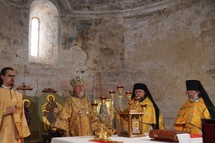 Le métropolite Marc a célébré la Liturgie en la paroisse Saints Séraphim et Nectaire à Navate (Espagne))