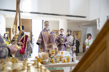 Le métropolite Marc a célébré la Divine Liturgie en la cathédrale Sainte Trinité à Paris Le métropolite Marc a célébré la Divine Liturgie en la cathédrale Sainte Trinité à Paris
