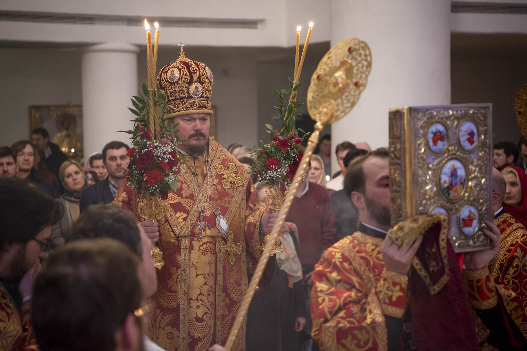 L'évêque Nestor a présidé l'office pascal à la cathédrale de la Sainte Trinité L'évêque Nestor a présidé l'office pascal à la cathédrale de la Sainte Trinité