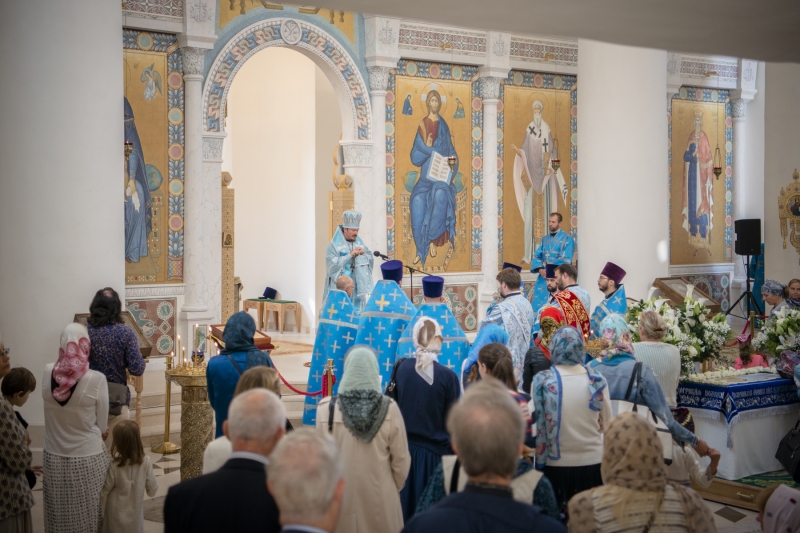 Homélie prononcée par Monseigneur Nestor à la cathédrale de la Sainte Trinité le jour de la Dormition de la Très Sainte Mère de Dieu