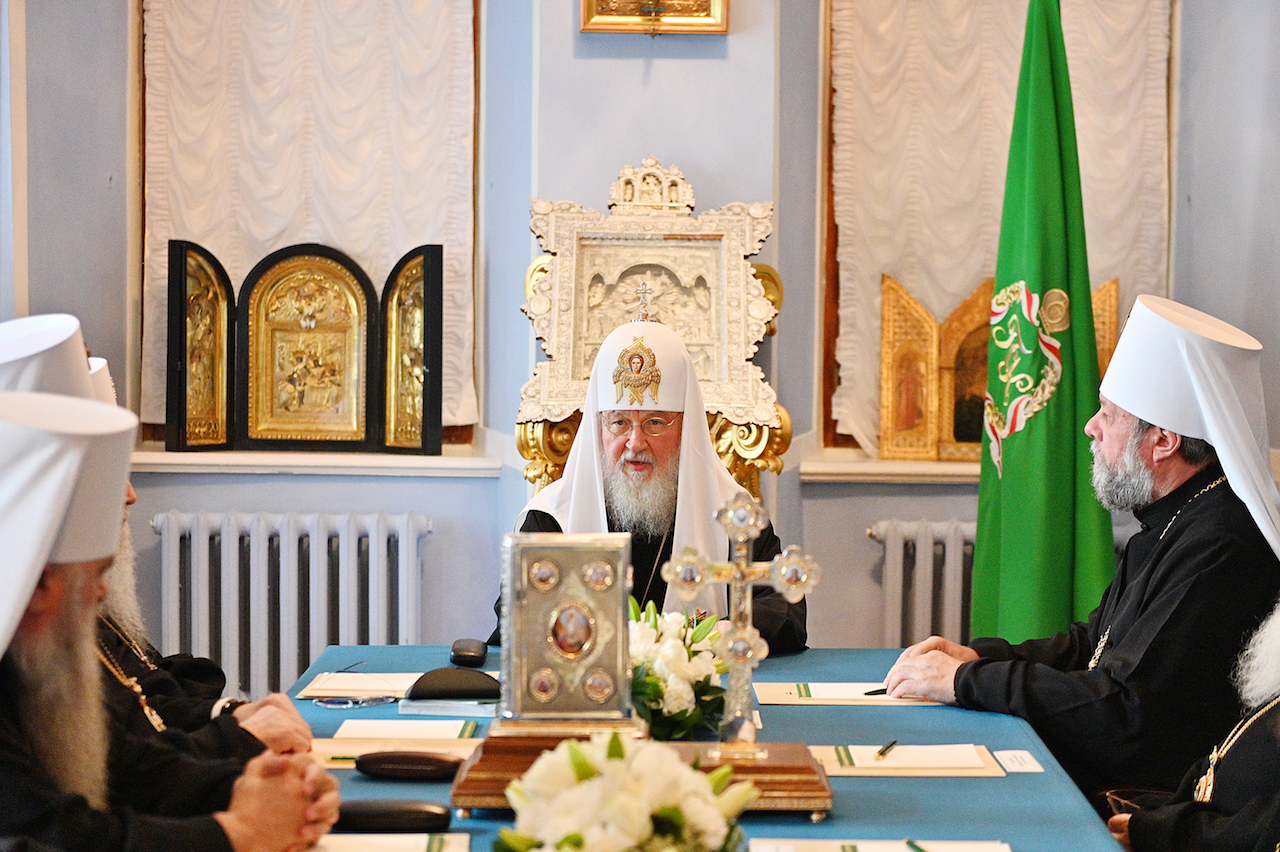 Le Saint Synode a défini la forme d'organisation canonique de l'Archevêché des églises de tradition russe au sein du Patriarcat de Moscou