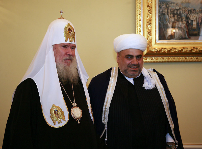 Le patriarche Alexis répond à la lettre des théologiens musulmans et souhaite renforcer le dialogue avec l'islam